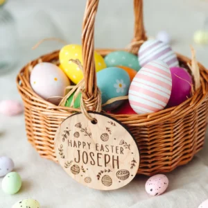 Close-up of the easter hunt basket name tag engraving